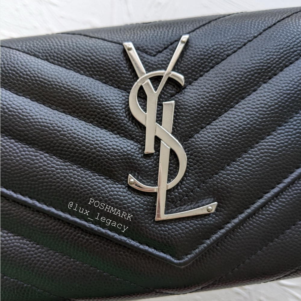 Yves Saint Laurent wallet - Picture 5 of 13